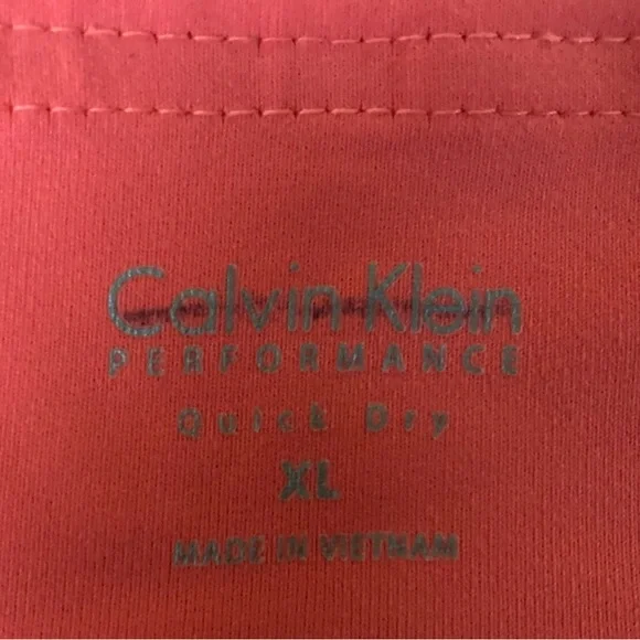 Calvin Klein Performance Capris - Picture 4 of 4